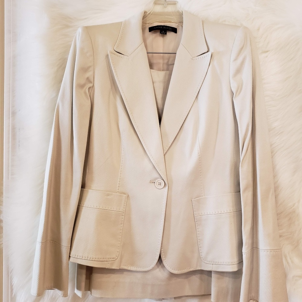 Anne Klein Skirt Suit